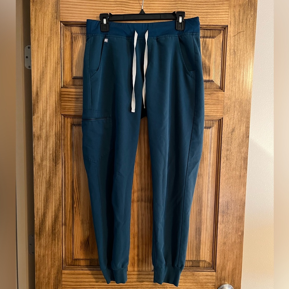 Figs Zamora Joggers - Caribbean Blue